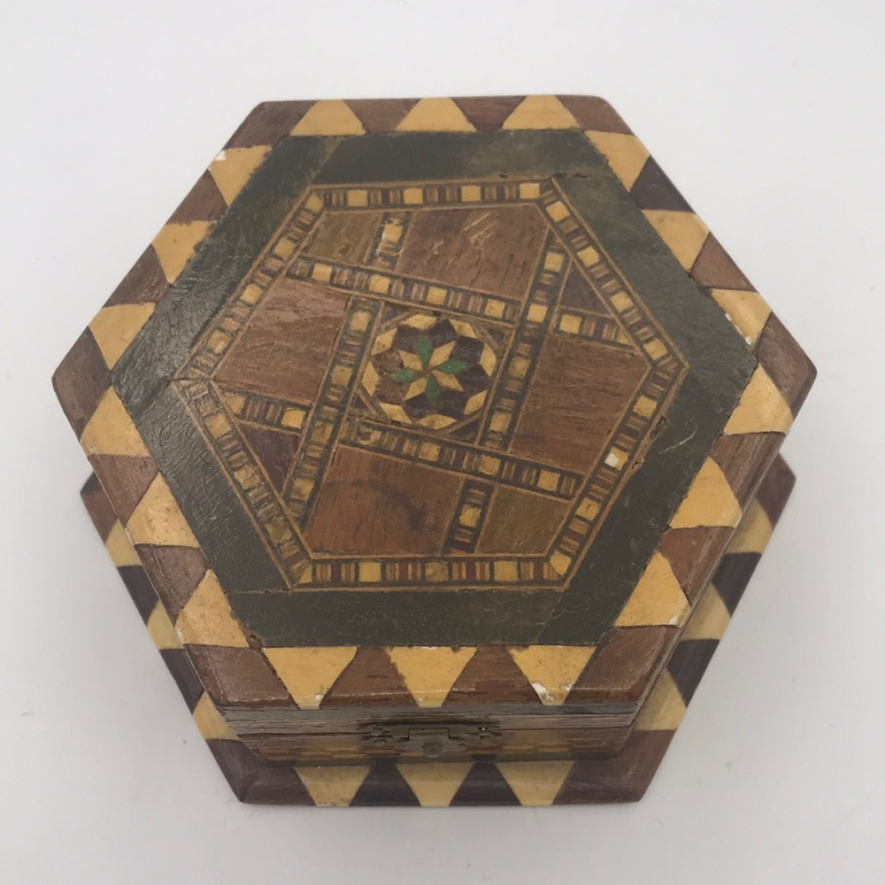 VTG Hexagonal Trinket‎ Box w/ Wood Inlay Made in Granada Spain